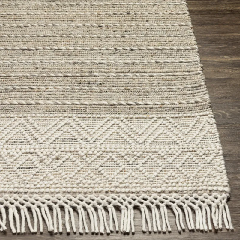 Lucia 5' x 7'6" Rug