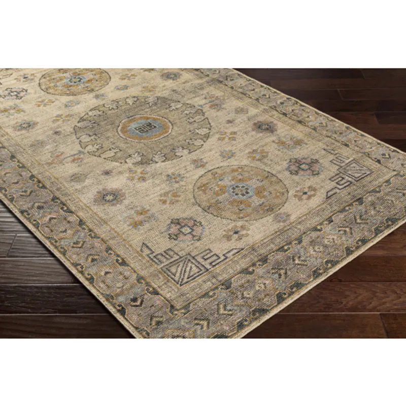 Smyrna 8' x 10' Rug