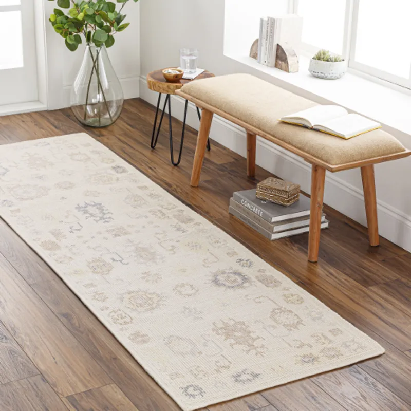 Revere 2'6" x 8' Rug