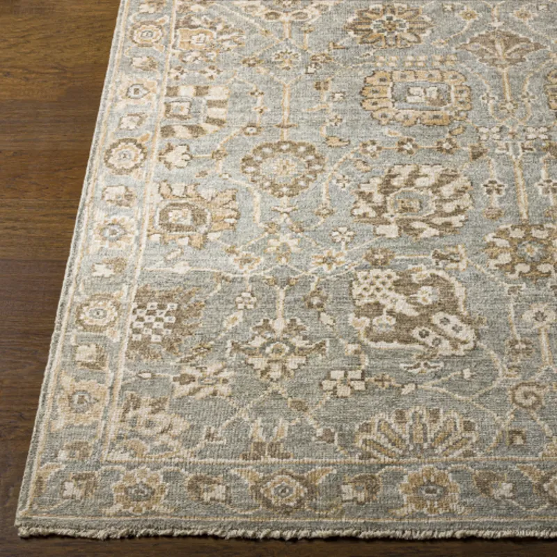 Royal 10' x 14' Rug