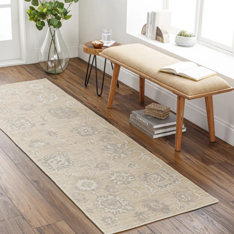 Revere 2'6" x 8' Rug