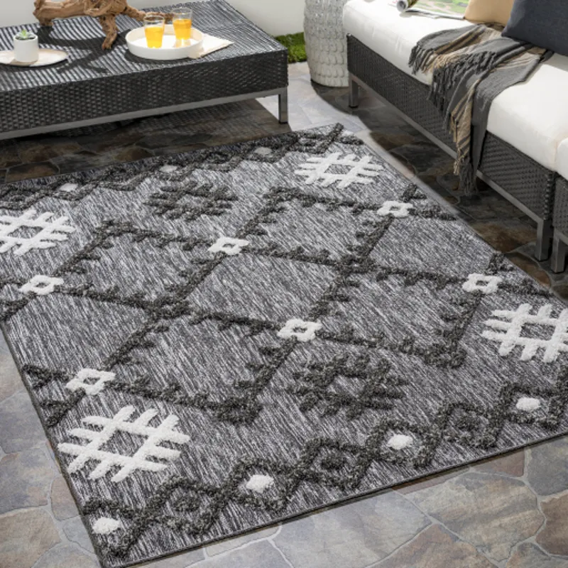 Toledo 5'3" x 7' Rug
