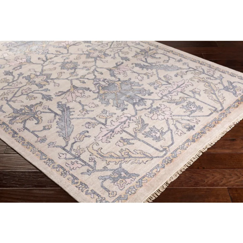 Gorgeous 9' x 13' Rug