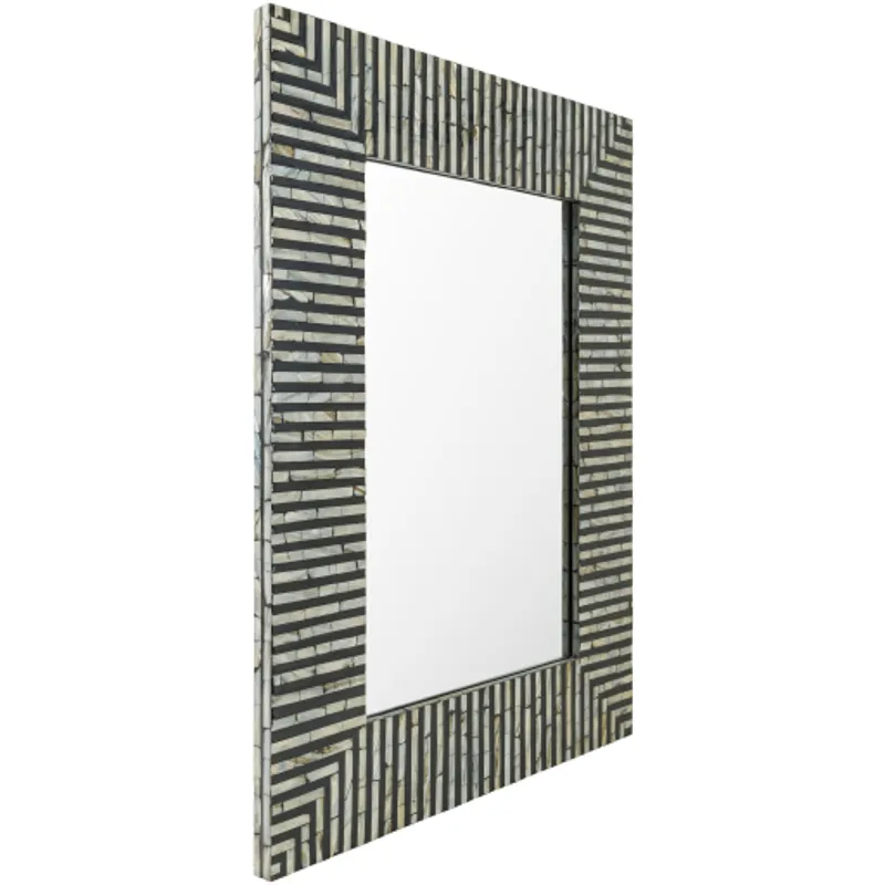 Lharysa Mirror