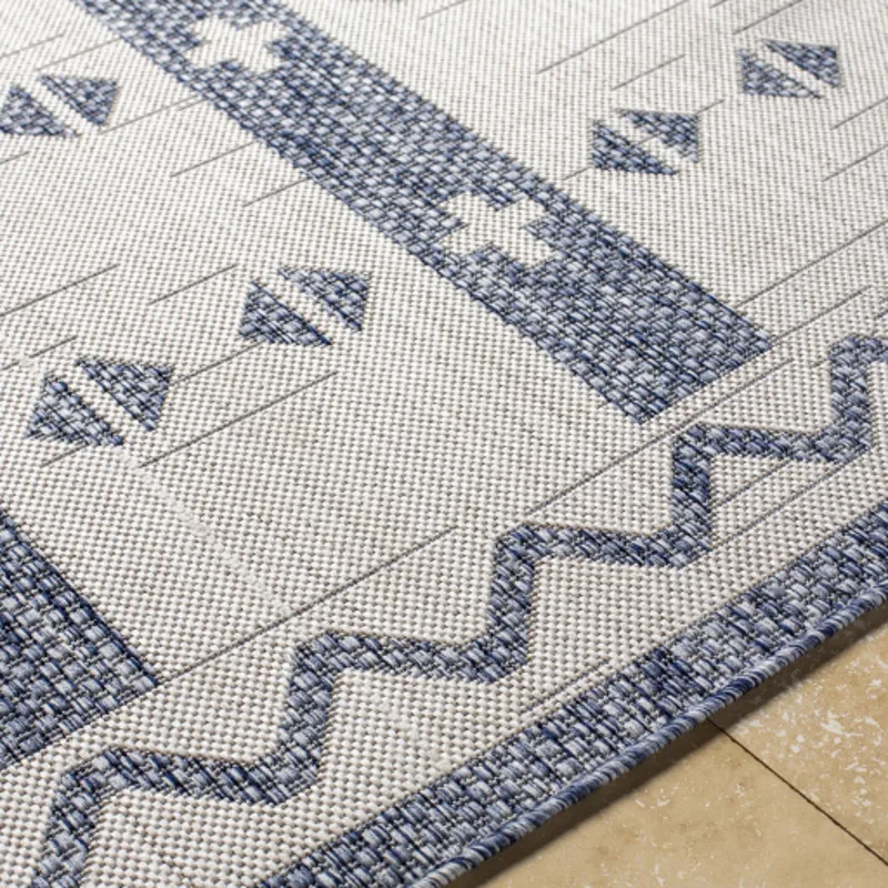 Tuareg 6'7" x 9' Rug