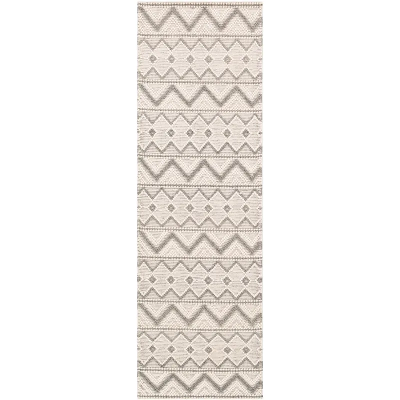 Hygge 2'6" x 8' Rug
