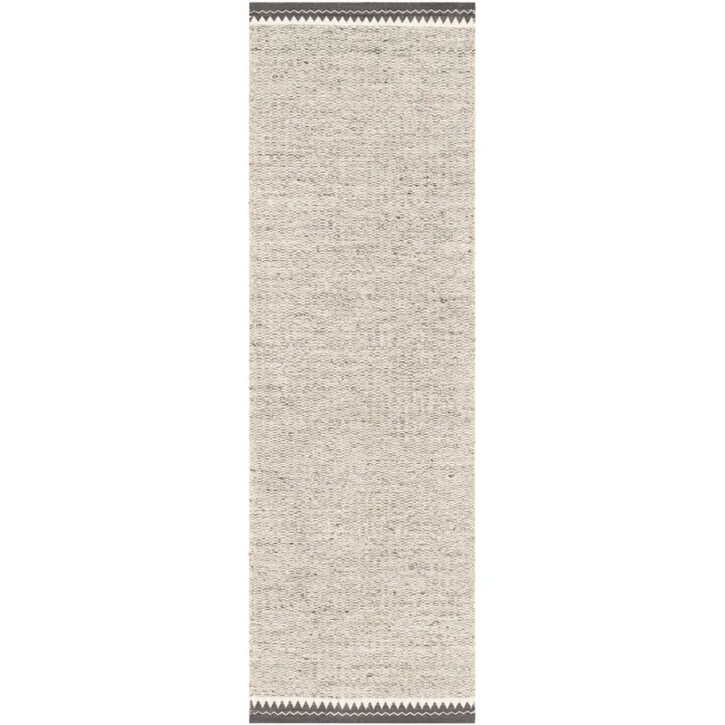 Retro 2'6" x 8' Rug