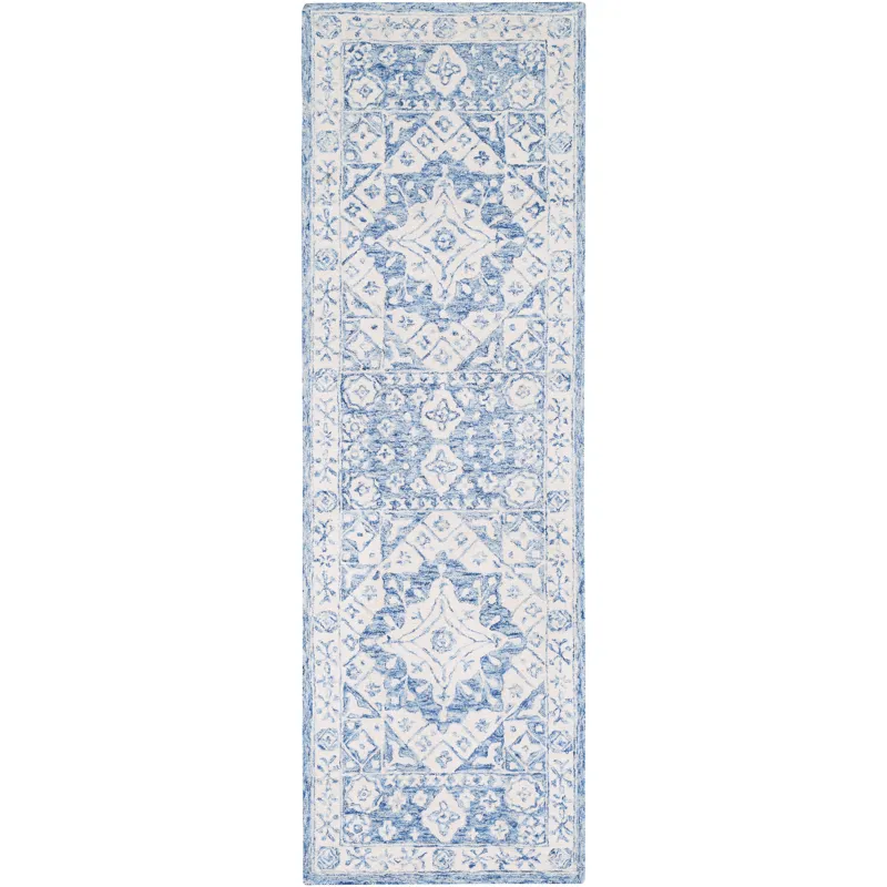 Serafina 2'6" x 8' Rug