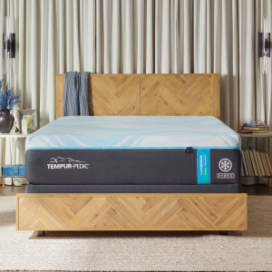 TEMPUR-Breeze® Tempur-LuxeBreeze® Medium Hybrid