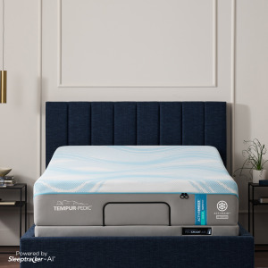 TEMPUR-Breeze® TEMPUR-ActiveBreeze® Medium Hybrid (with Base)