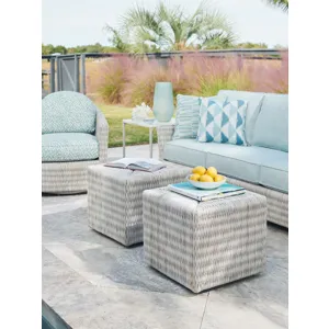Seabrook Swivel Lounge Chair