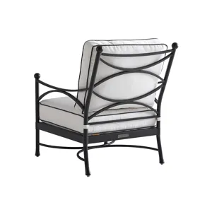 Pavlova Lounge Chair