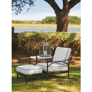 Pavlova Lounge Chair