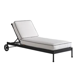 Pavlova Chaise Lounge