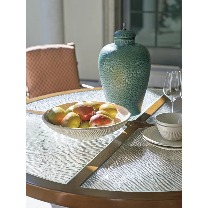 Sandpiper Bay Round Dining Table