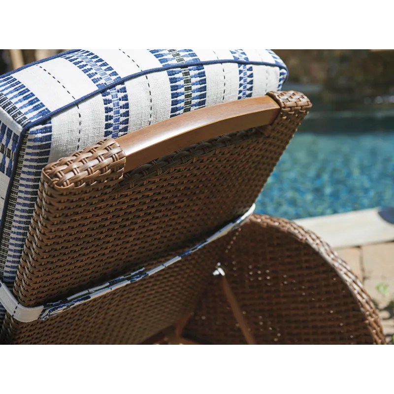 Harbor Isle Chaise Lounge