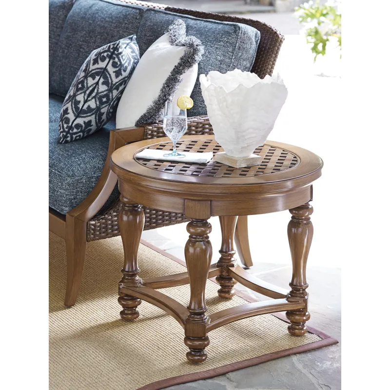 Harbor Isle Round End Table