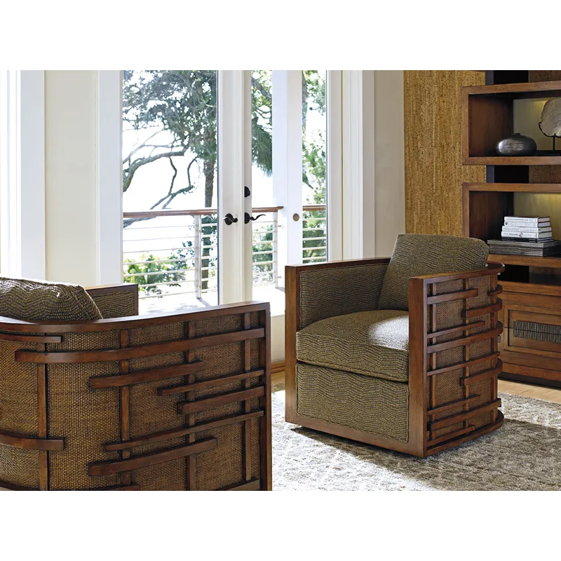 Semerang Swivel Chair