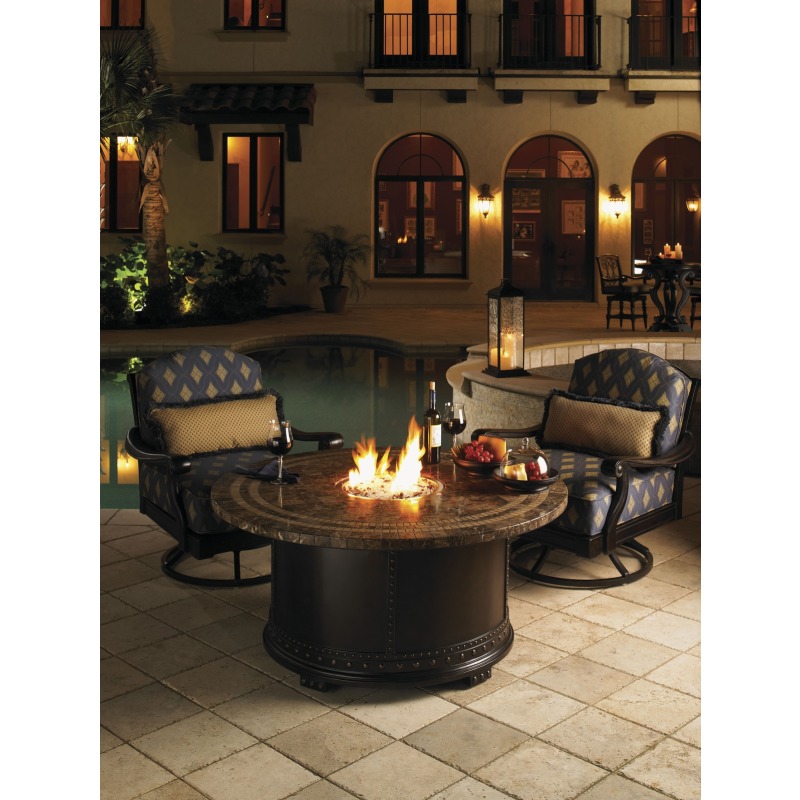Swivel Lounge Chair