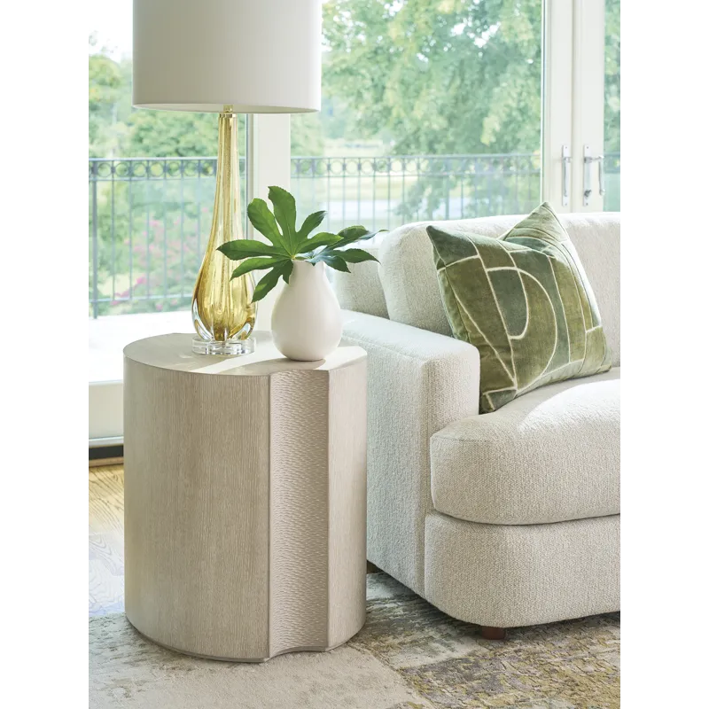 Copacabana Cabo Oval End Table