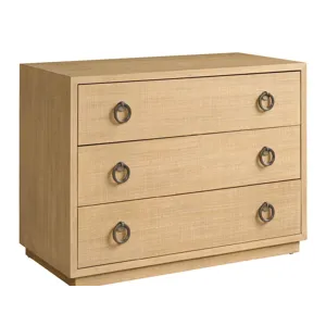 Avaline Ghizzano Chest