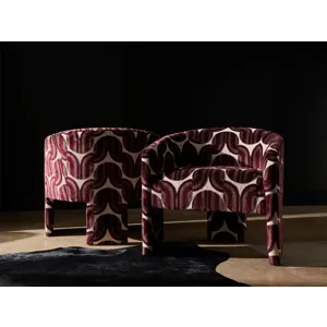 Amira Chair