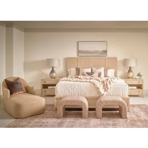 Ella Chaise