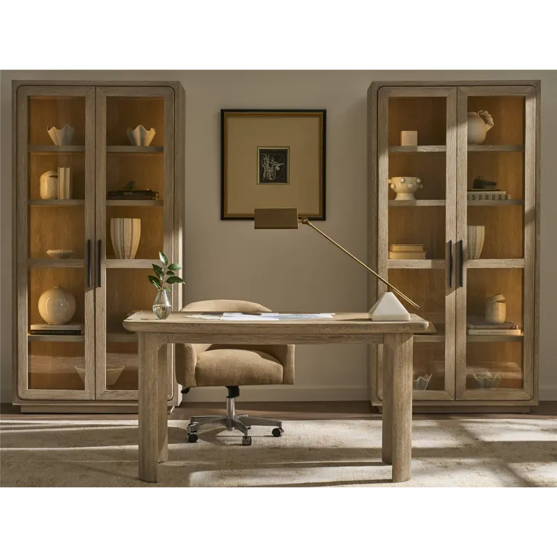 Desert Desk - Multiple item room scene