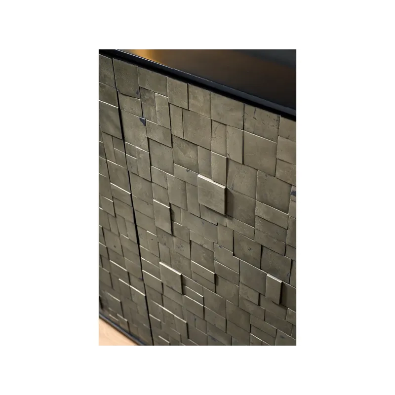 Cosmo Chest - Multiple item room scene