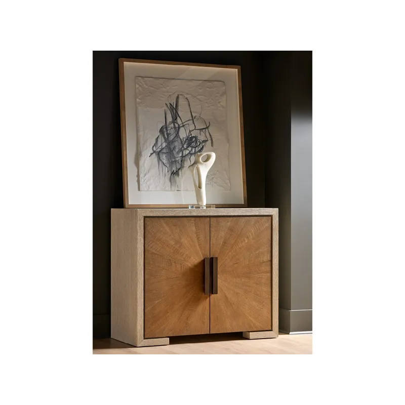 Mist Hall Chest - Multiple item room scene