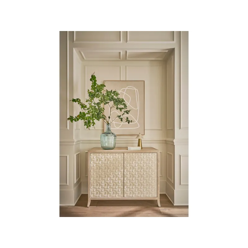 Velora Paloma Chest