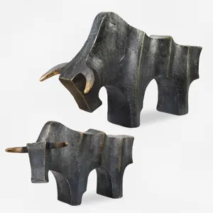 Regal Bull Bronze Sculptures Set/2