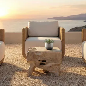 Deguara Indoor-Outdoor Coffee Table