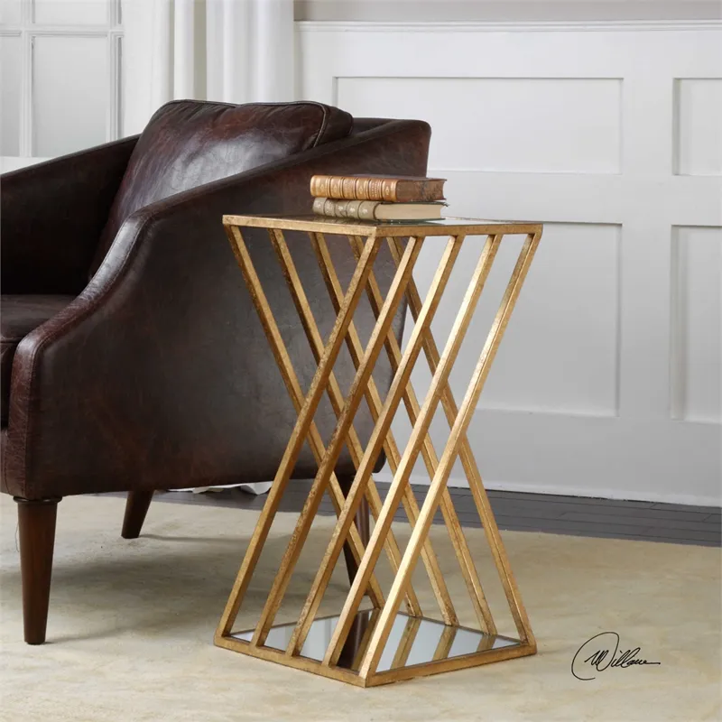 Janina, Accent Table