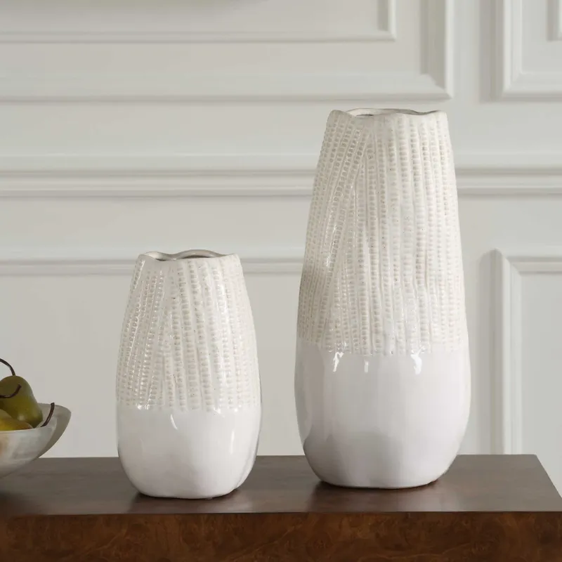 Echo Ridge White Vases Set/2