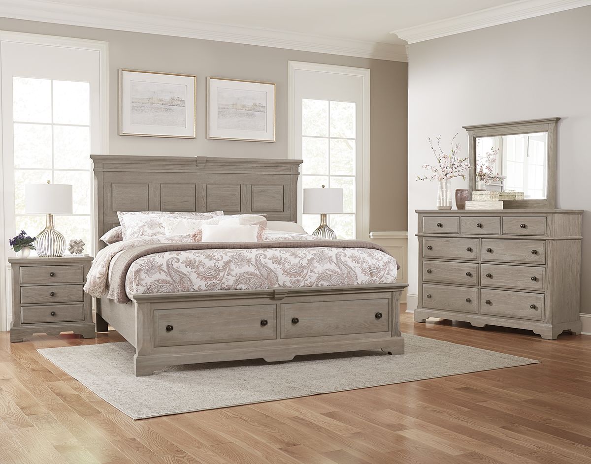 HeritageGreystone King Mansion Bed With Storage Footboard 114669066B