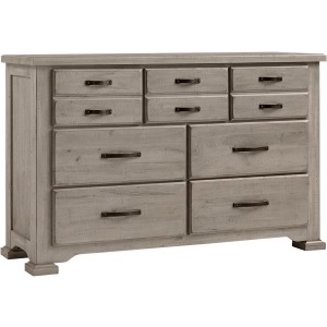 Grayson Manor 7 Drawer Dresser