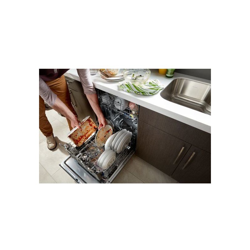 Stainless Steel Tub Pocket Handle Dishwasher with TotalCoverage Spray