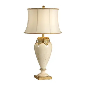 Vitale Lamp
