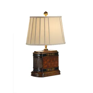 Regal Box Lamp
