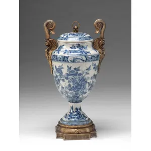 Crackle Urn