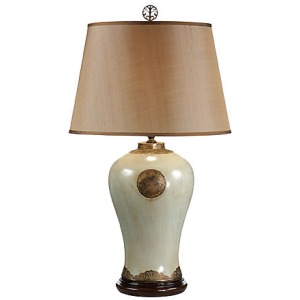 Medallion Crackle Lamp