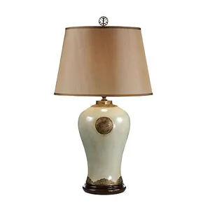 Medallion Crackle Lamp