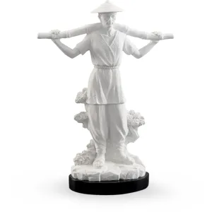 Mister Wynn - White
