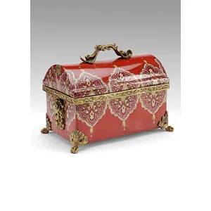 Porcelain Box