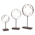 3 Quatrefoil Pedestals Multicolor